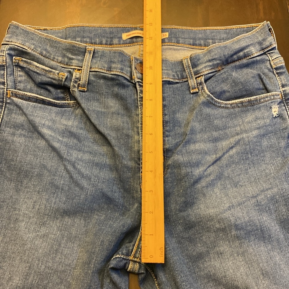 Levi’s 720 High-Rise Super Skinny Distressed Jeans  - Size 31✨ - Picture 5 of 14